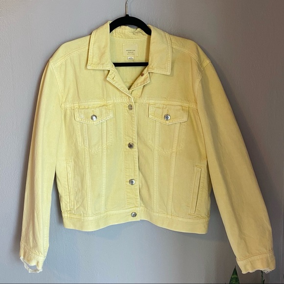 American Eagle Outfitters Jackets & Blazers - American Eagle Pastel Yellow Denim Jacket 💛